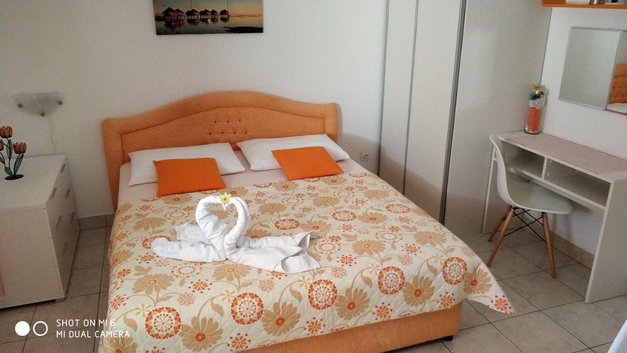 Apartmani Tanja Бол Экстерьер фото