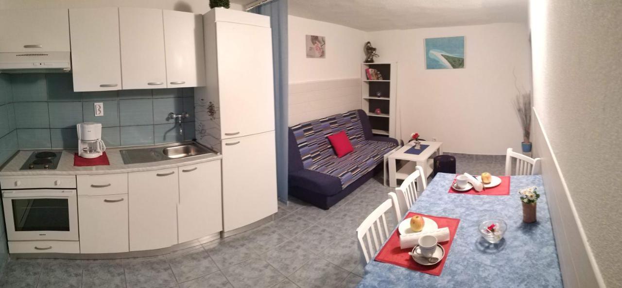 Apartmani Tanja Бол Экстерьер фото